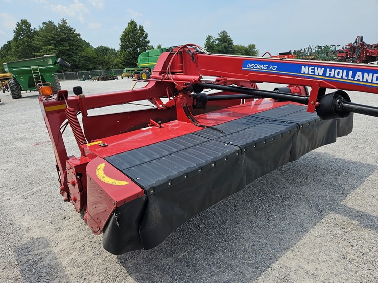 2015-new-holland-313-image-3