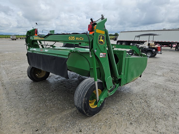 2018-john-deere-635-image-6