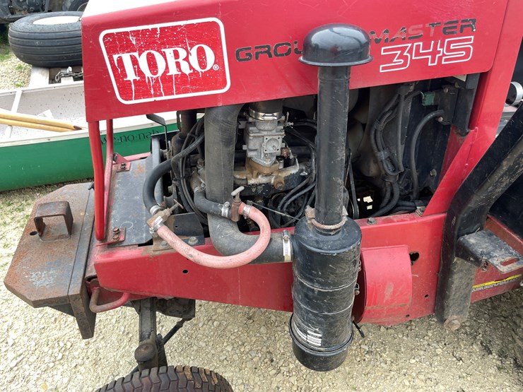 #1075-•-toro-lawn-mower-image-44