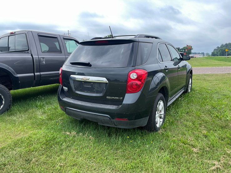 #1041-•-2014-chevy-equinox-awd-(has-wi-title)-image-6