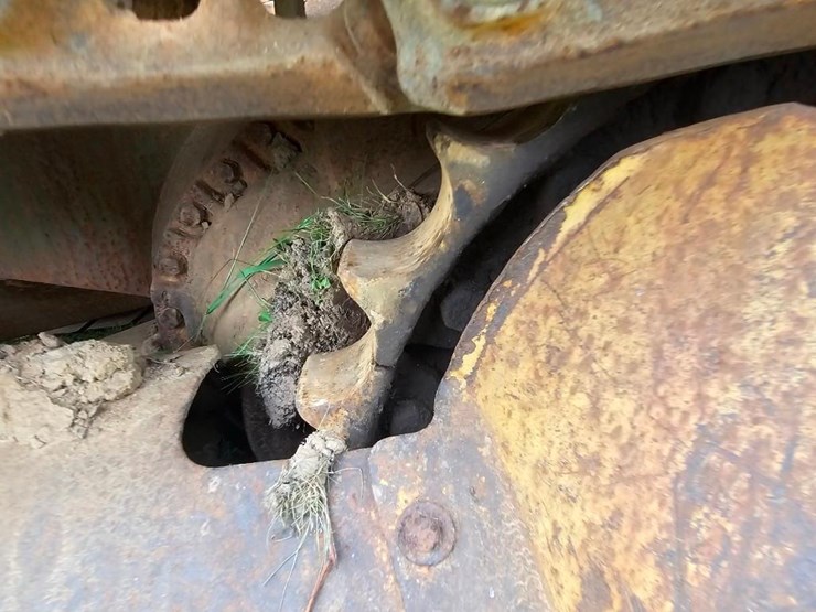 caterpillar-d7-image-17