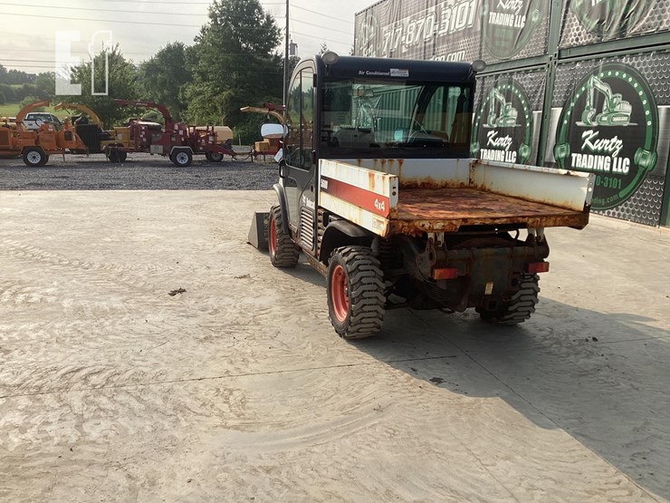 2017-bobcat-toolcat-5600-image-2
