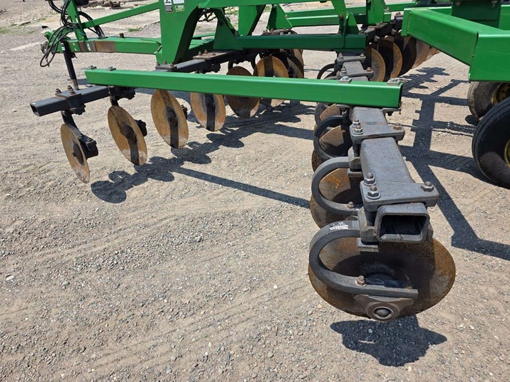 john-deere-2700-image-28