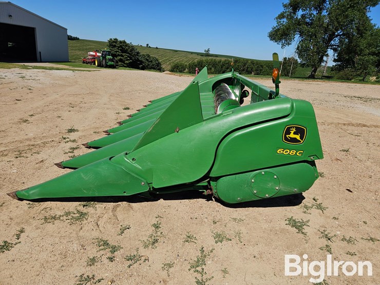 2011-john-deere-608c-stalkmaster-image-8