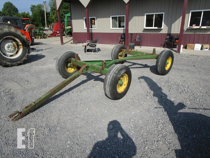 john-deere-1065-image-1
