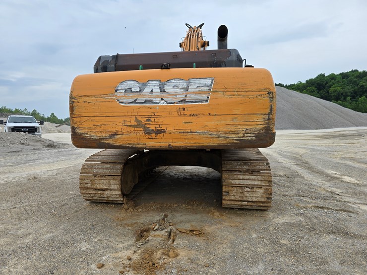 2012-case-350c-image-29