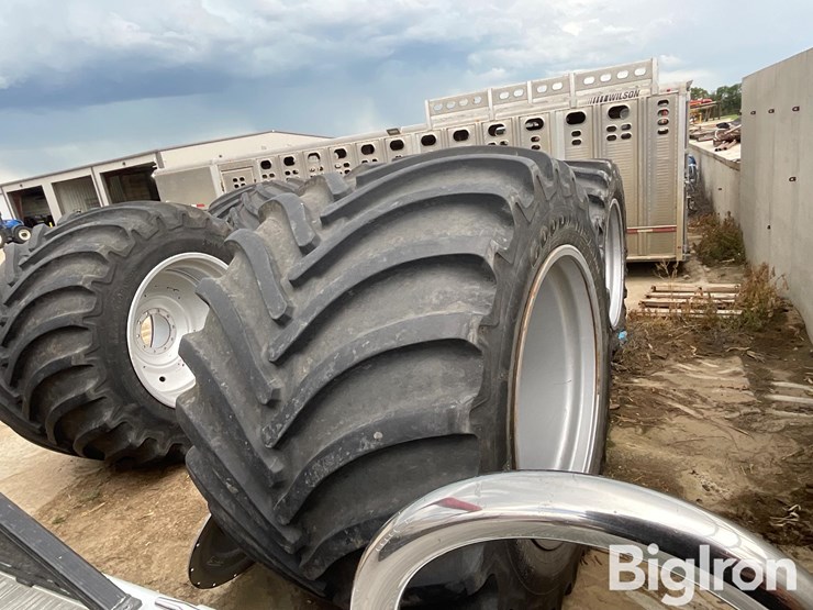 new-holland-615-image-9