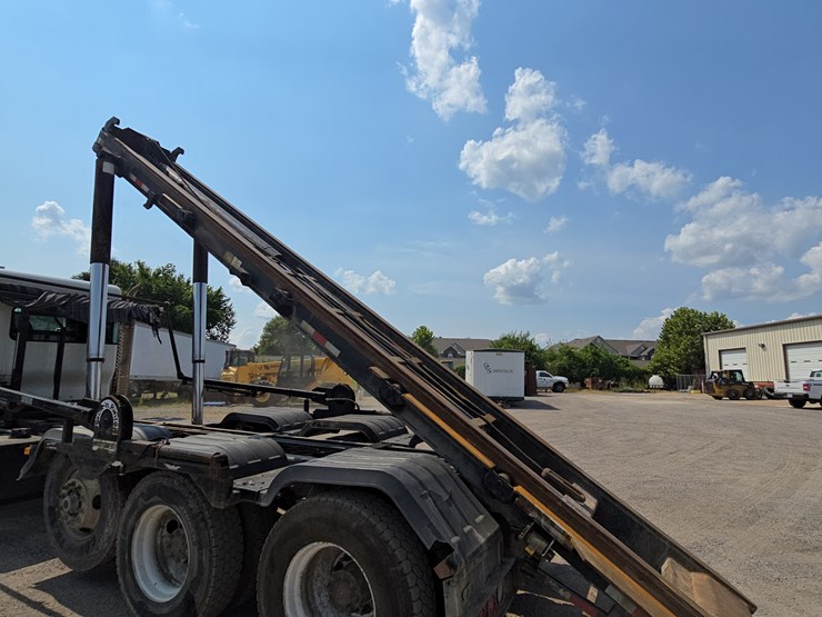 2012-kenworth-t800-image-163