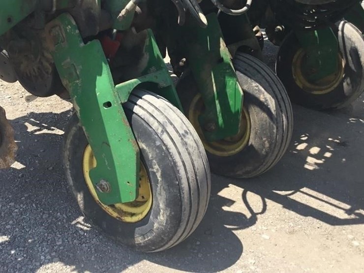 john-deere-1780-image-16