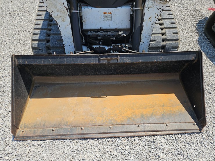 2013-bobcat-t650-image-3