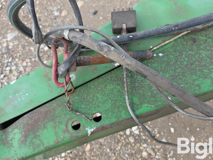 john-deere-7000-image-12