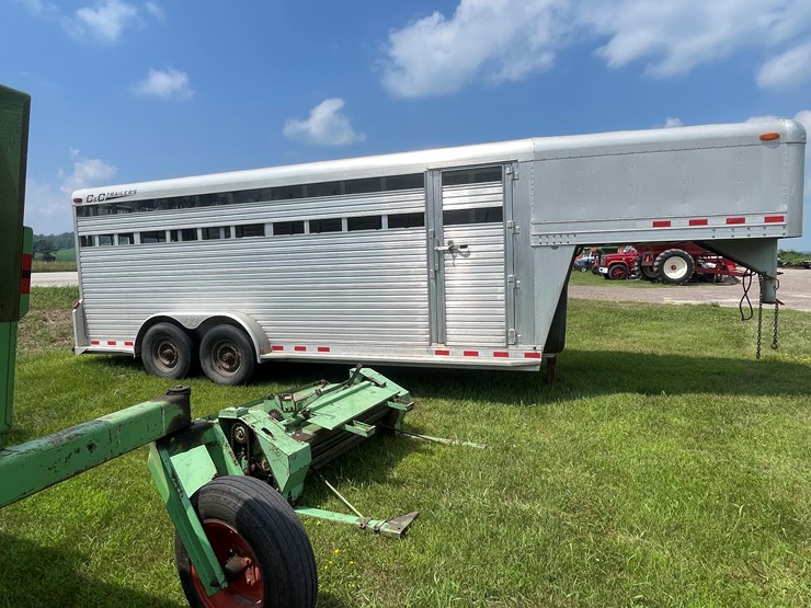 #1029-•-2002-c&c-20'-gooseneck-aluminum-trailer-(has-wi-title)-image-4