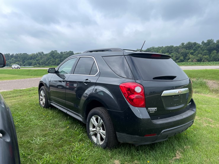 #1041-•-2014-chevy-equinox-awd-(has-wi-title)-image-4