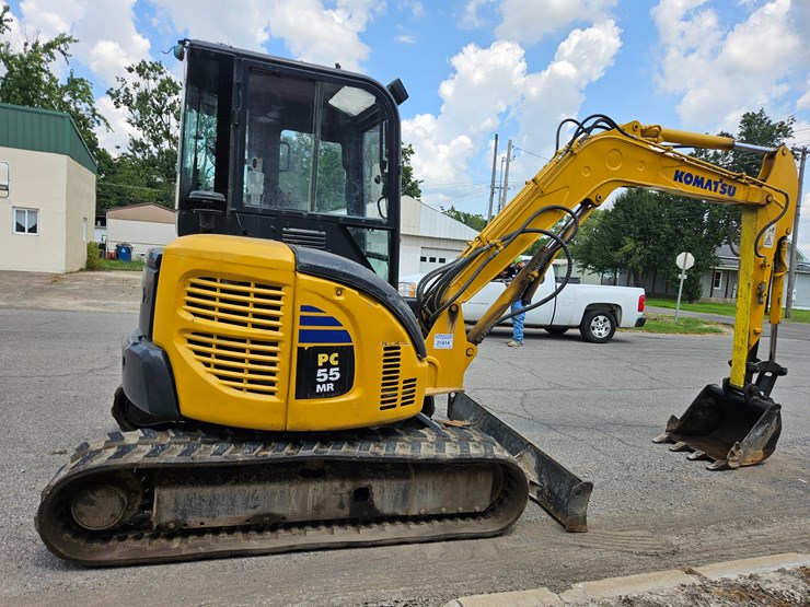 2018-komatsu-pc55mr-image-21