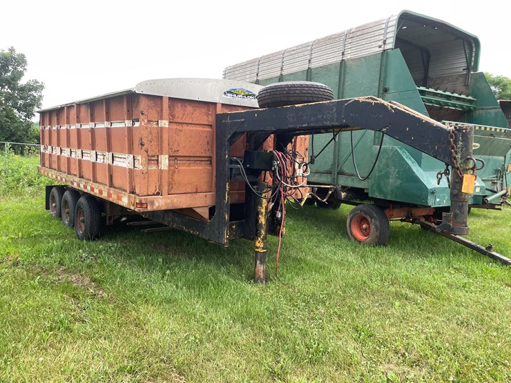 #1028-•-1974-16'-dump-box-goose-neck-trailer-(no-title)-image-3