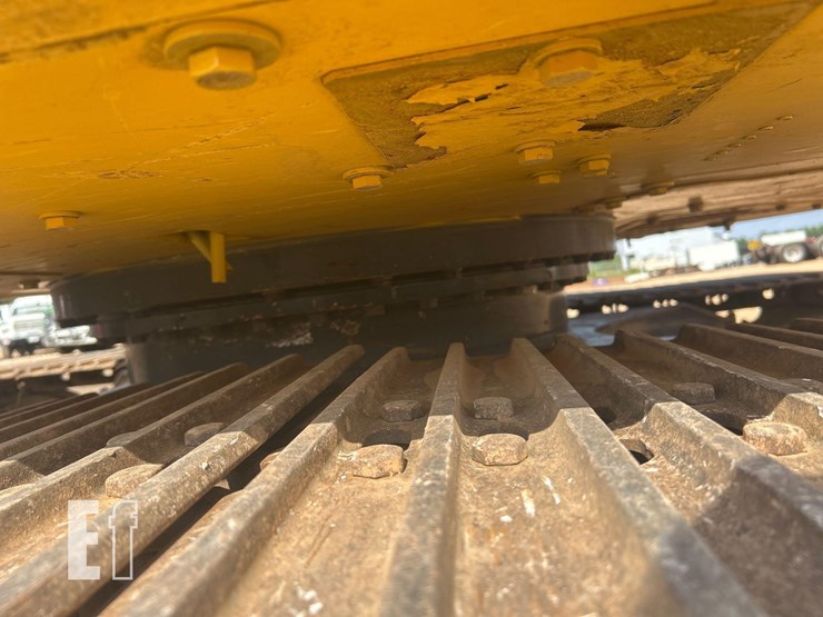 2021-komatsu-pc138us-11-image-30