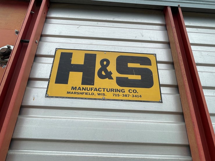 #1823-•-h&s-7+4-chopper-box-image-9