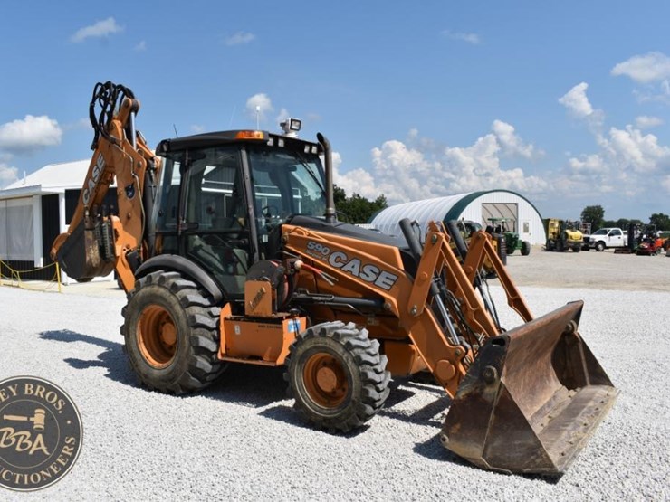 2012-case-590sn-image-16