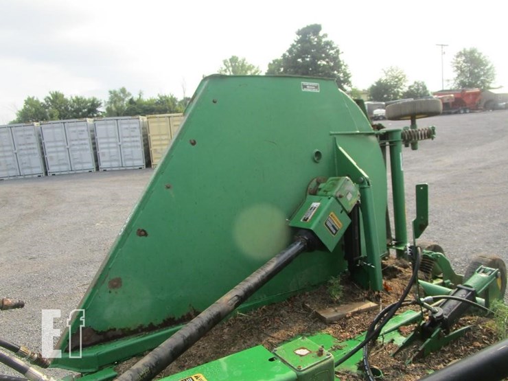 john-deere-165-image-4