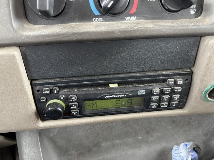 2000-sterling-l9500-image-34