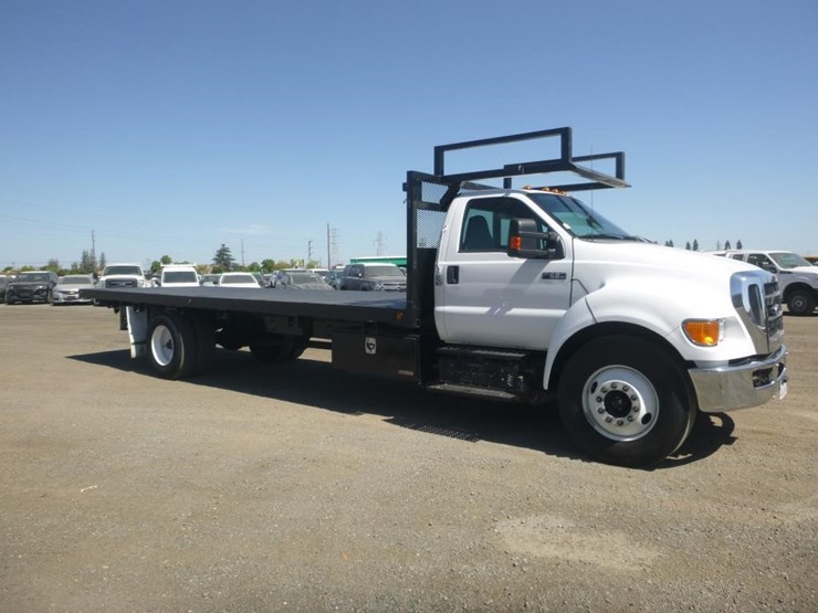 2015-ford-f650-image-2