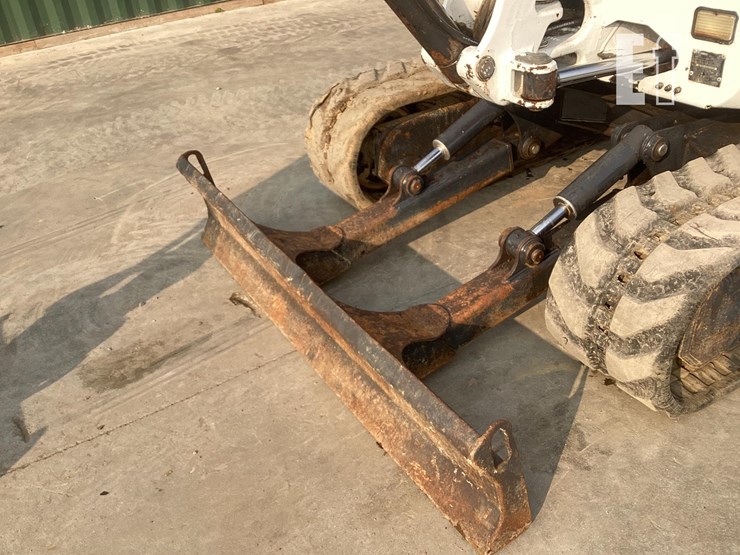 2006-bobcat-435-image-10