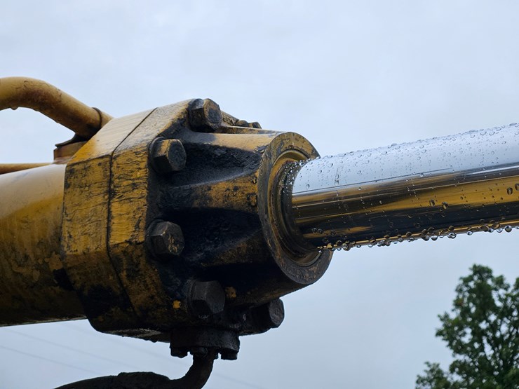 1984-caterpillar-973-image-69