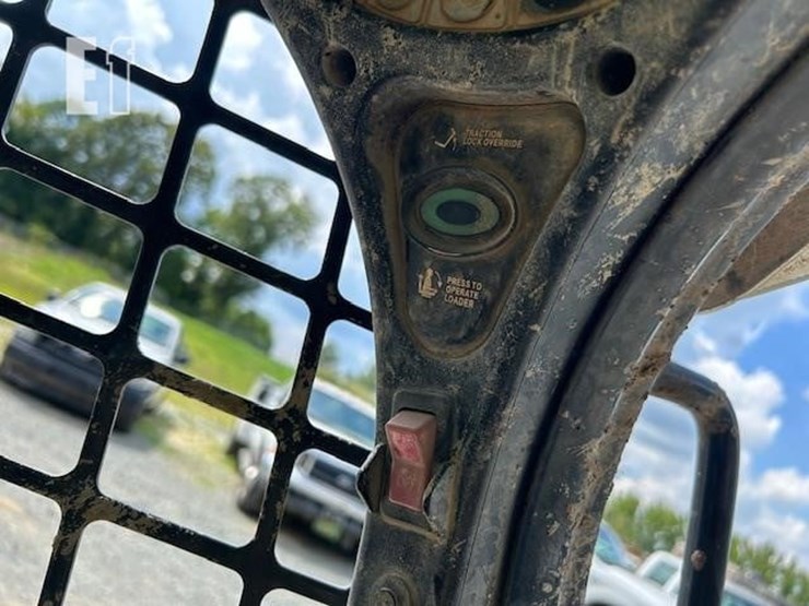2016-bobcat-t590-image-18