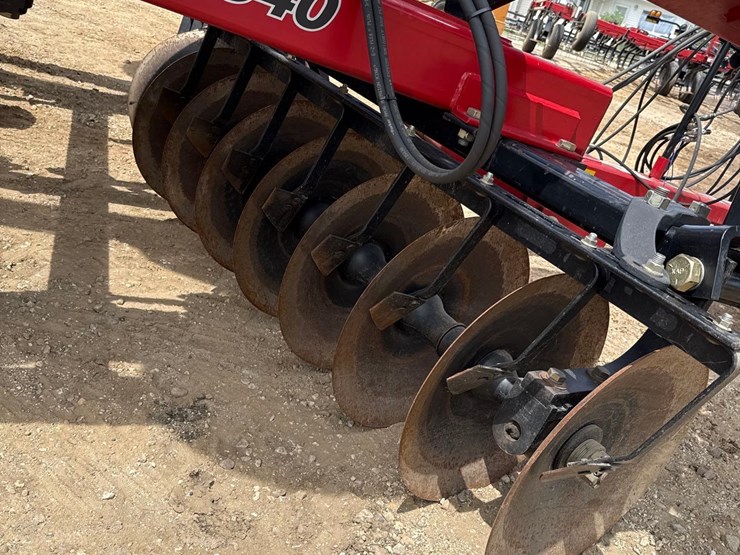 2012-case-ih-340-image-29
