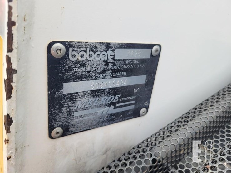 bobcat-742b-image-12