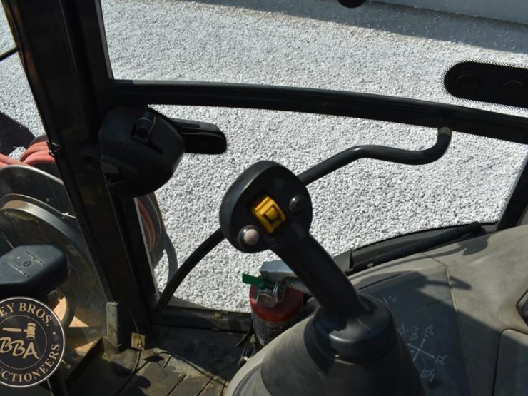 2012-case-590sn-image-60