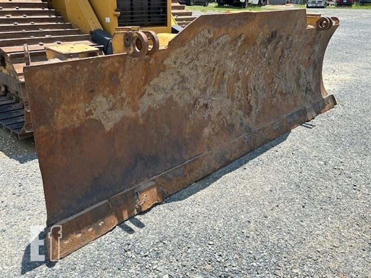 2017-caterpillar-d6n-lgp-image-7