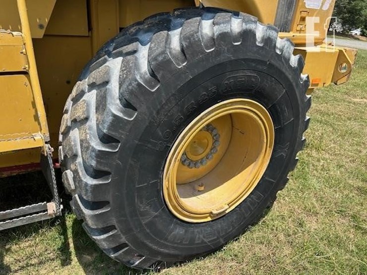 2008-caterpillar-924g-image-26