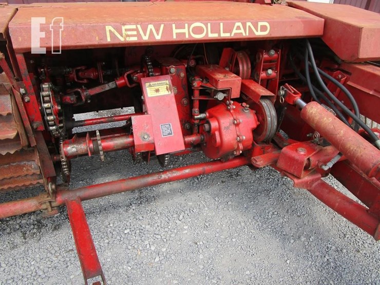 new-holland-790-image-3