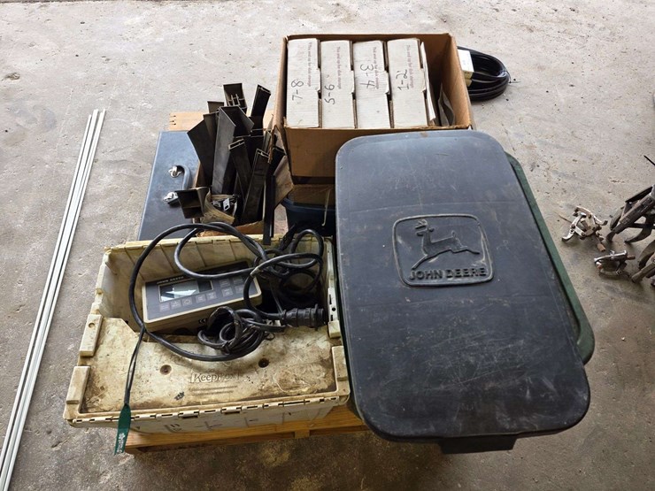john-deere-1710-image-38
