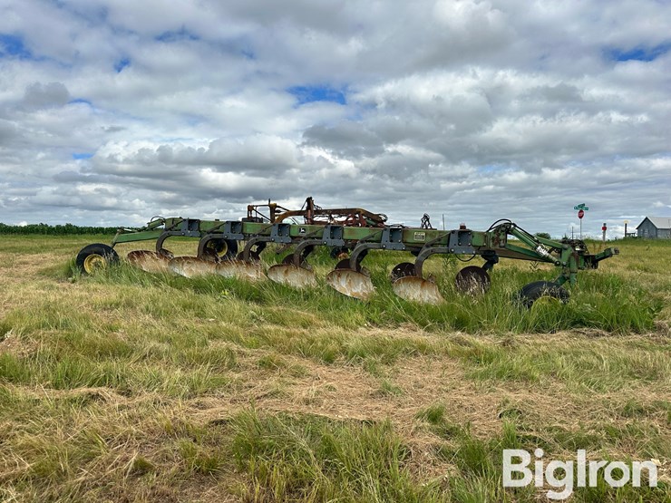 john-deere-2700-image-4