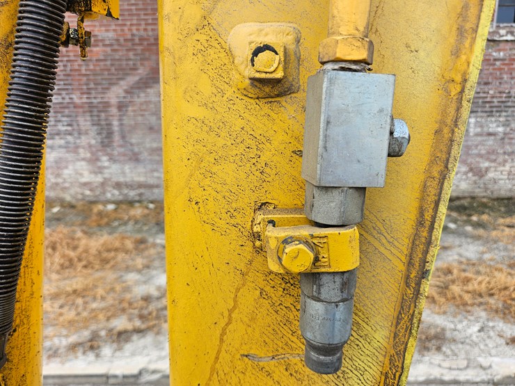 2018-komatsu-pc55mr-image-88
