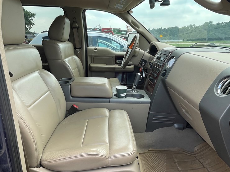 #1037-•-2005-ford-lariat-crew-cab-4x4-(has-wi-title)-image-66