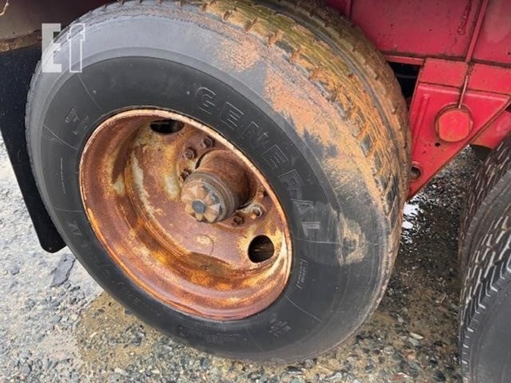 38'-flatbed-trailer-image-8