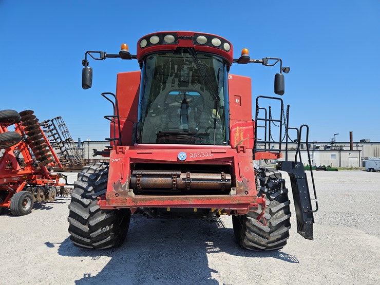 2007-case-ih-8010-image-2