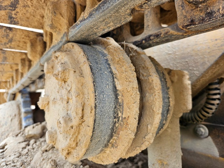 caterpillar-931b-image-64