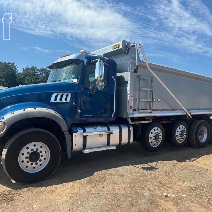 2021 MACK GRANITE 64FR