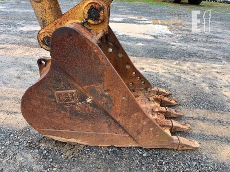 2002-caterpillar-320c-image-24