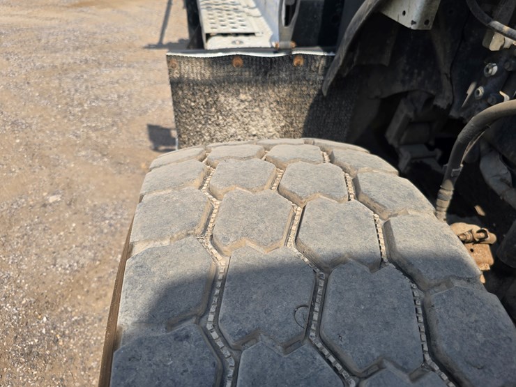 2012-kenworth-t800-image-85