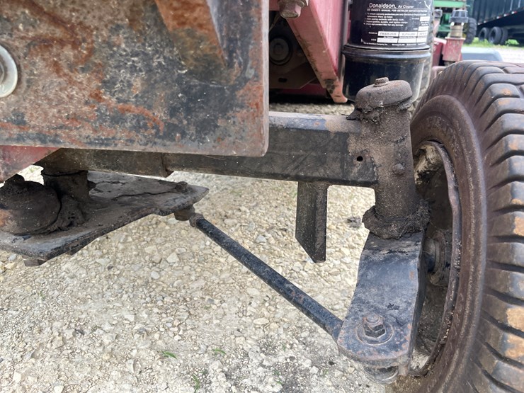 #1075-•-toro-lawn-mower-image-41