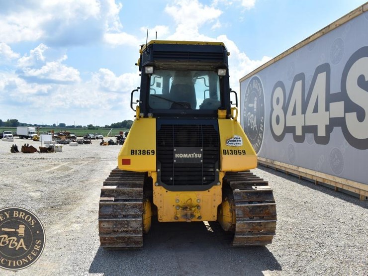 2014-komatsu-d51exi-22-image-14