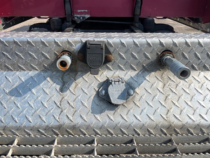 2007-peterbilt-379-image-37