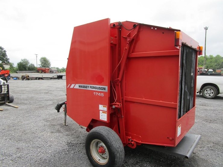 massey-ferguson-1745-image-9