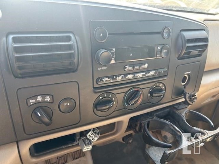 2006-ford-f350-image-10