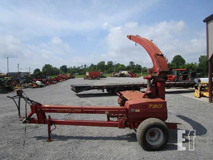 new-holland-790-image-9